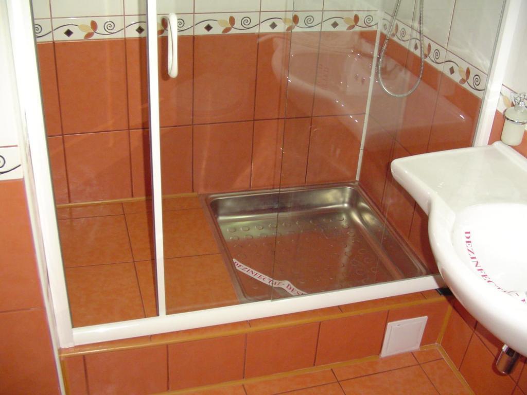 Hotel Europa Ploieşti Camera foto